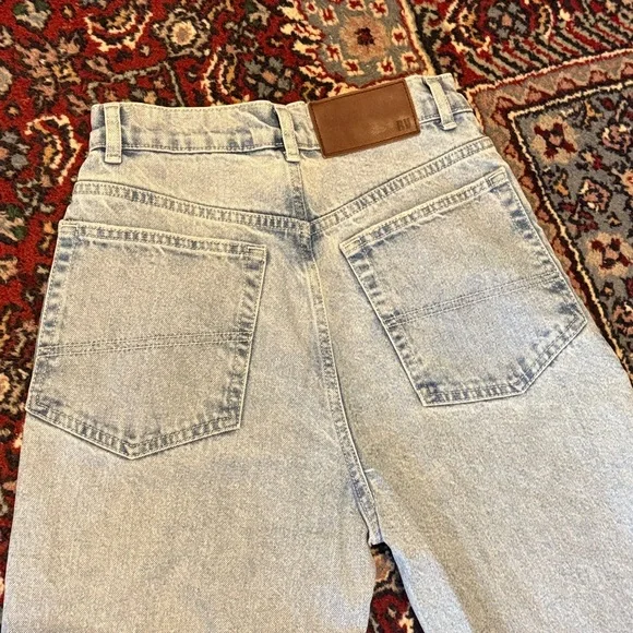 Reclaimed Vintage Jeans - Size 26 - Picture 2 of 11